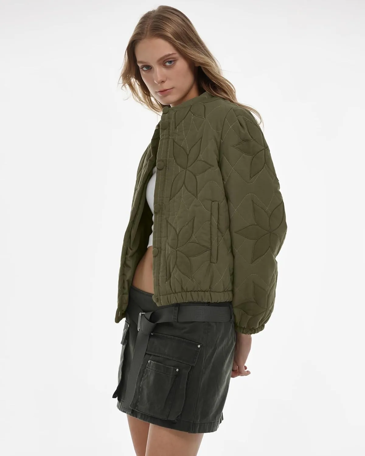Locachy Women's Casual Cropped Puffer Jacket Lightweight Flower Embroidery Winter Warm Quilted Jacket Coat with Pockets