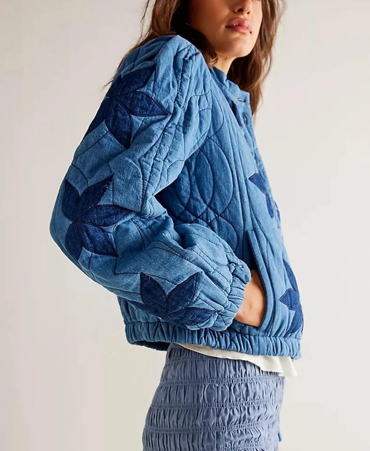 OPCAKM Women's Cropped Puffer Jacket Lightweight Flower Embroidery Quilted Outerwear Coats