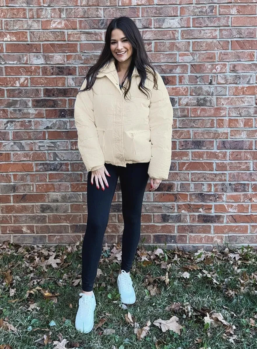 Women's Cropped Puffer Jacket Stand Collar Winter Warm Puffy Quilted Jackets Coats