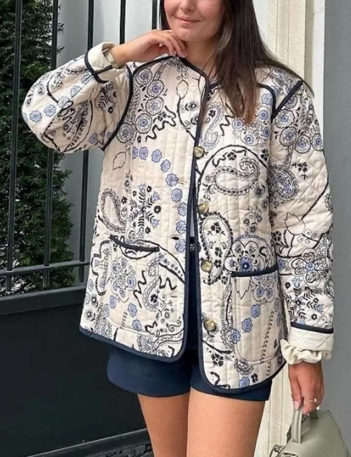 Wyeysyt Women's Cropped Puffer Jacket Quilted Floral Print Cardigan Button Up Long Sleeve Lightweight Open Front Padded Coat
